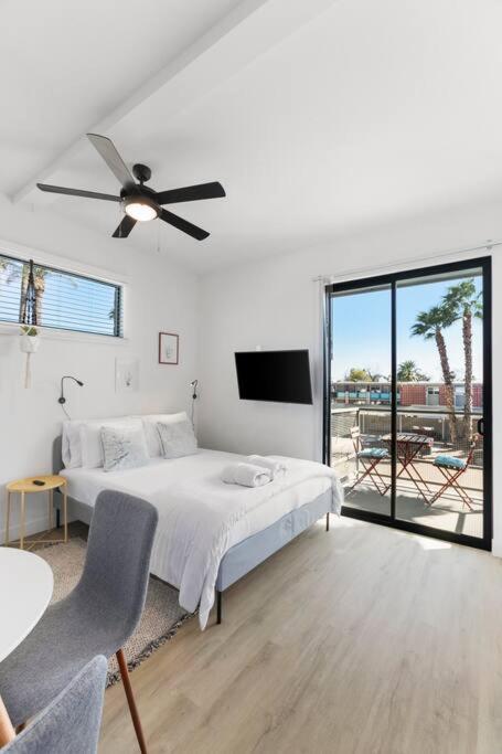 Funky Scottsdale Modern Micro Studio - Walk To Ot Luaran gambar